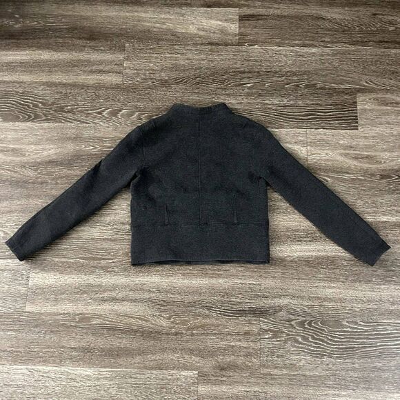 EUC Lululemon City Bound Turtleneck Heathered Black Gray Size 6 Spacer‎ Pullover - Picture 6 of 15